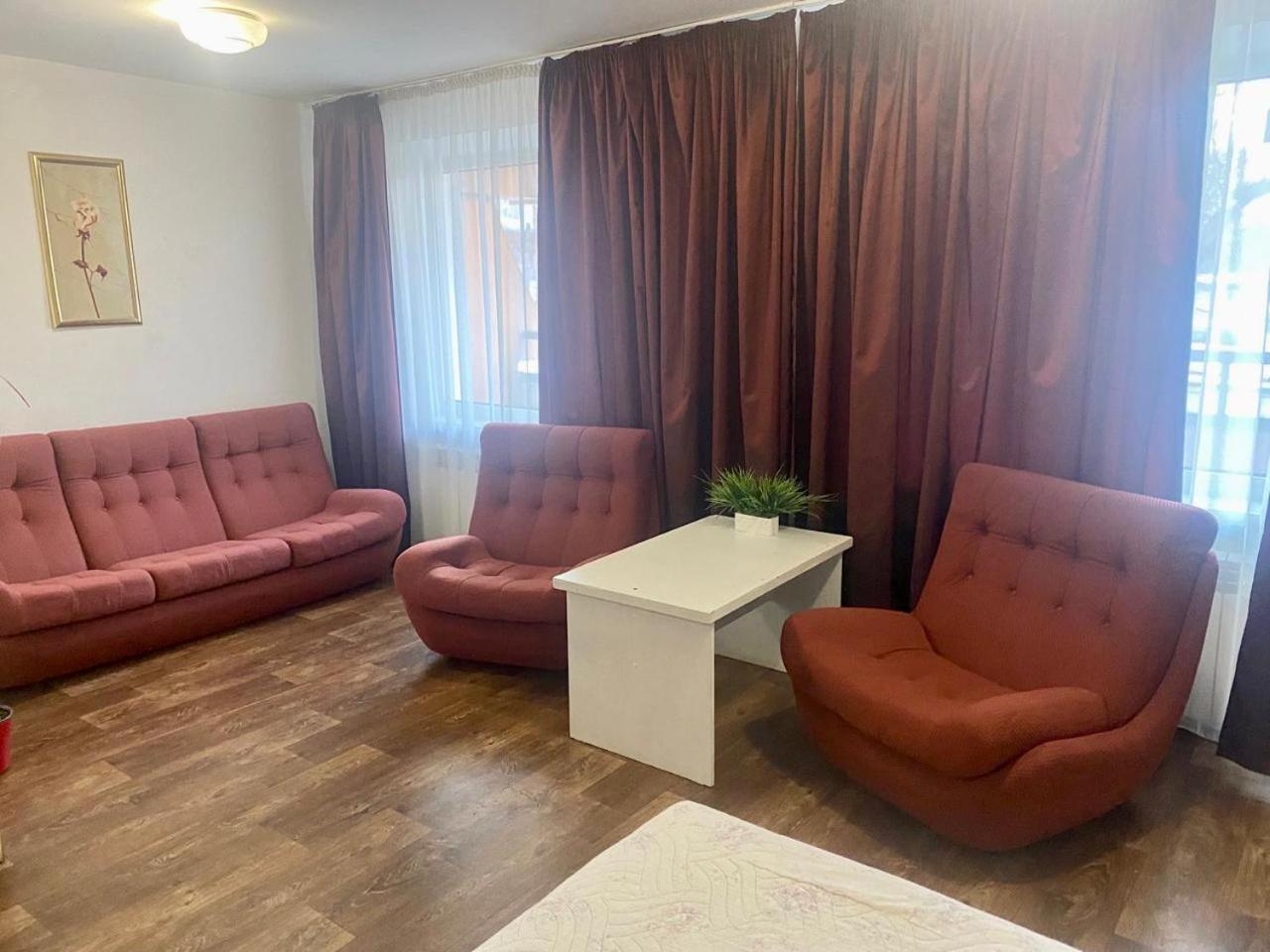 Mini Hotel Vesna Dnipro Luaran gambar