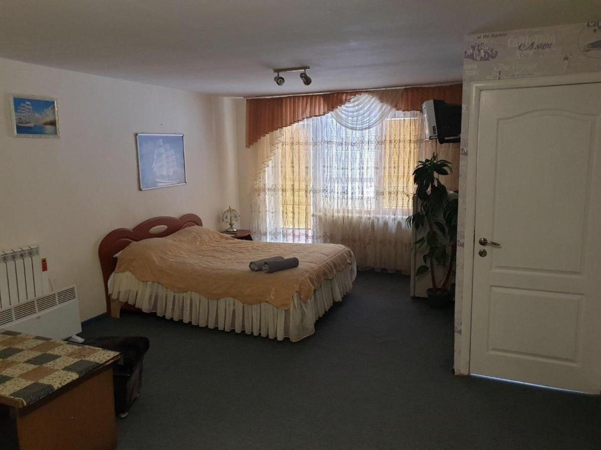 Mini Hotel Vesna Dnipro Luaran gambar